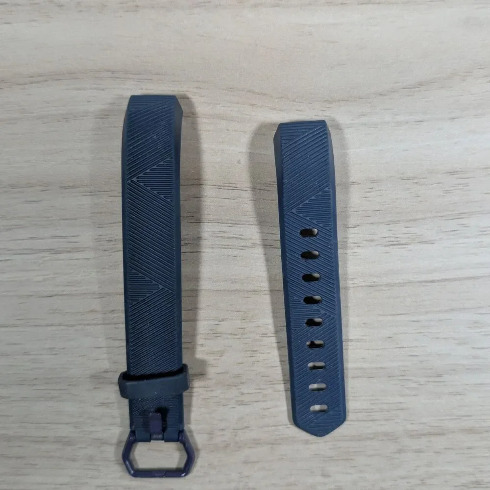 Fitbit Alta HR with Replacement Band Pack Silicone Bands Multi Color untested